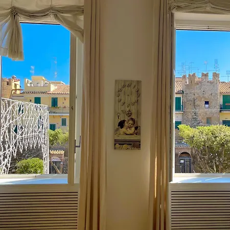 Apartment Luna Sul Porto Seaview - Bright And Spacious Flat In Nettuno, Steps From The Marina, Beaches, And Train Station
